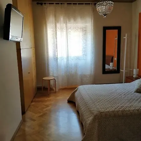 La Borraina Bed & Breakfast